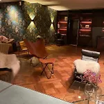 Amoulogies Villa *